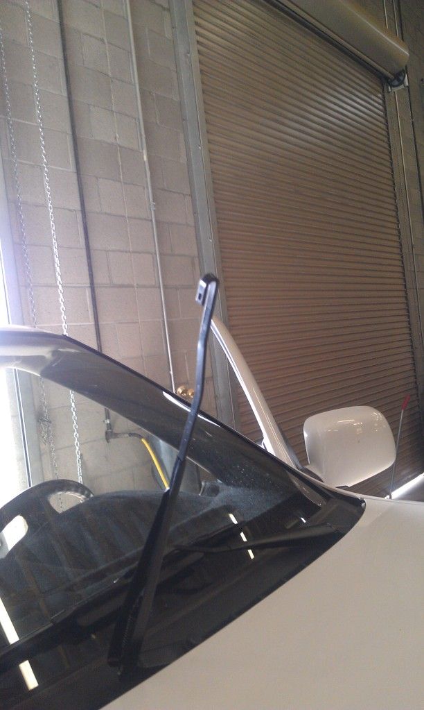 How To Change your Windshield Wipers Chevrolet Colorado & GMC Canyon